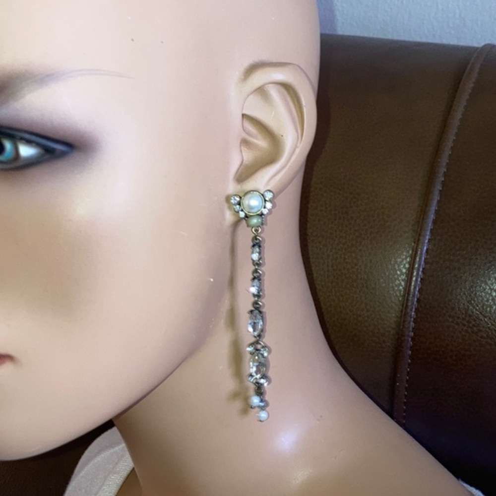 Stunning faux pearl and faux diamond drop earrings